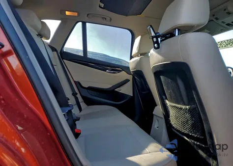 2013 BMW X1 xDrive28I из США, поврежденный, VIN WBAVL1C5XDVR84855